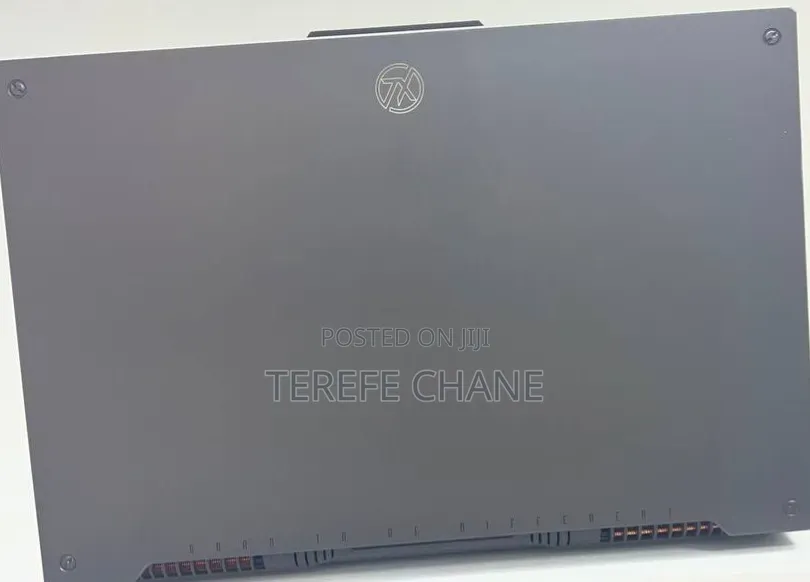 New Laptop Dell Precision 3560 8GB Intel Core i7 SSD 512GB