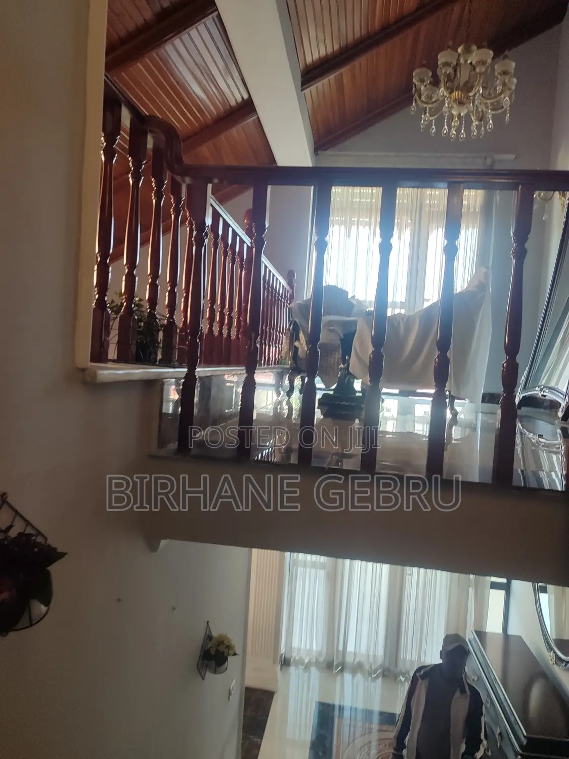 Furnished 5bdrm House in G+1, Bole for rent