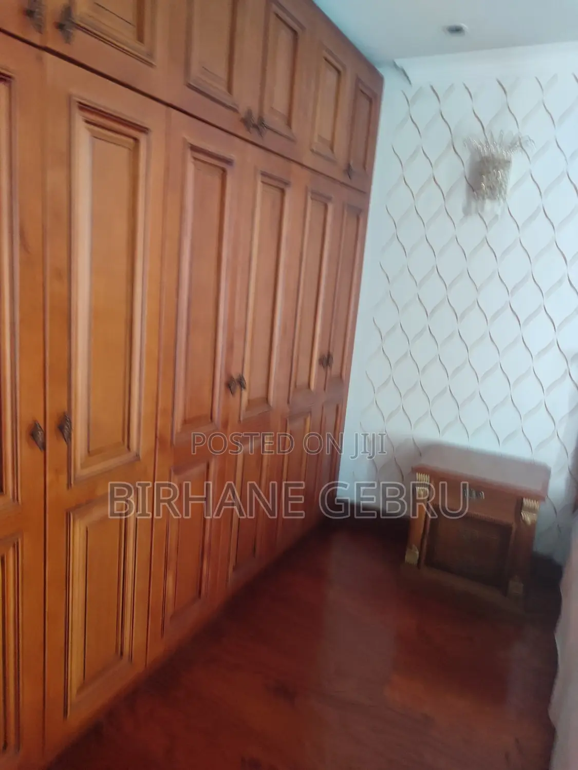 Furnished 5bdrm House in G+1, Bole for rent