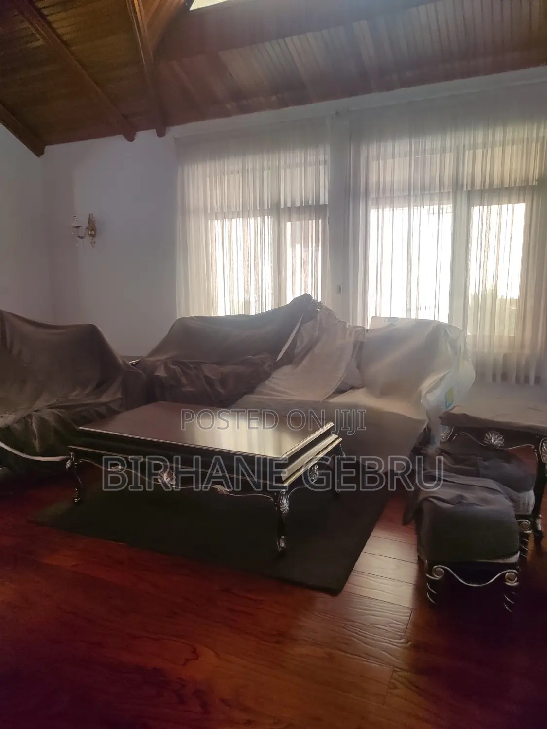 Furnished 5bdrm House in G+1, Bole for rent