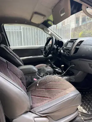 Toyota Hilux 2008 Black