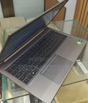 New Laptop HP ZBook 15 16GB Intel Core i7 SSD 512GB