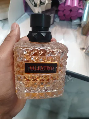 Valentino Donna Born in Roma Coral Fantasy Eau De Parfum