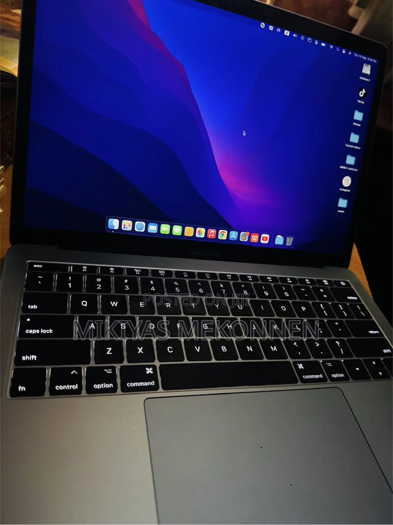 New Laptop Apple MacBook Pro 2017 8GB Intel Core i5 SSD 256GB