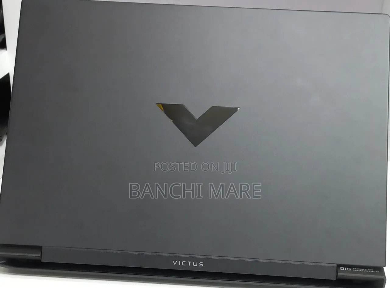 New Laptop HP Victus 16 16GB Intel Core i7 SSD 512GB