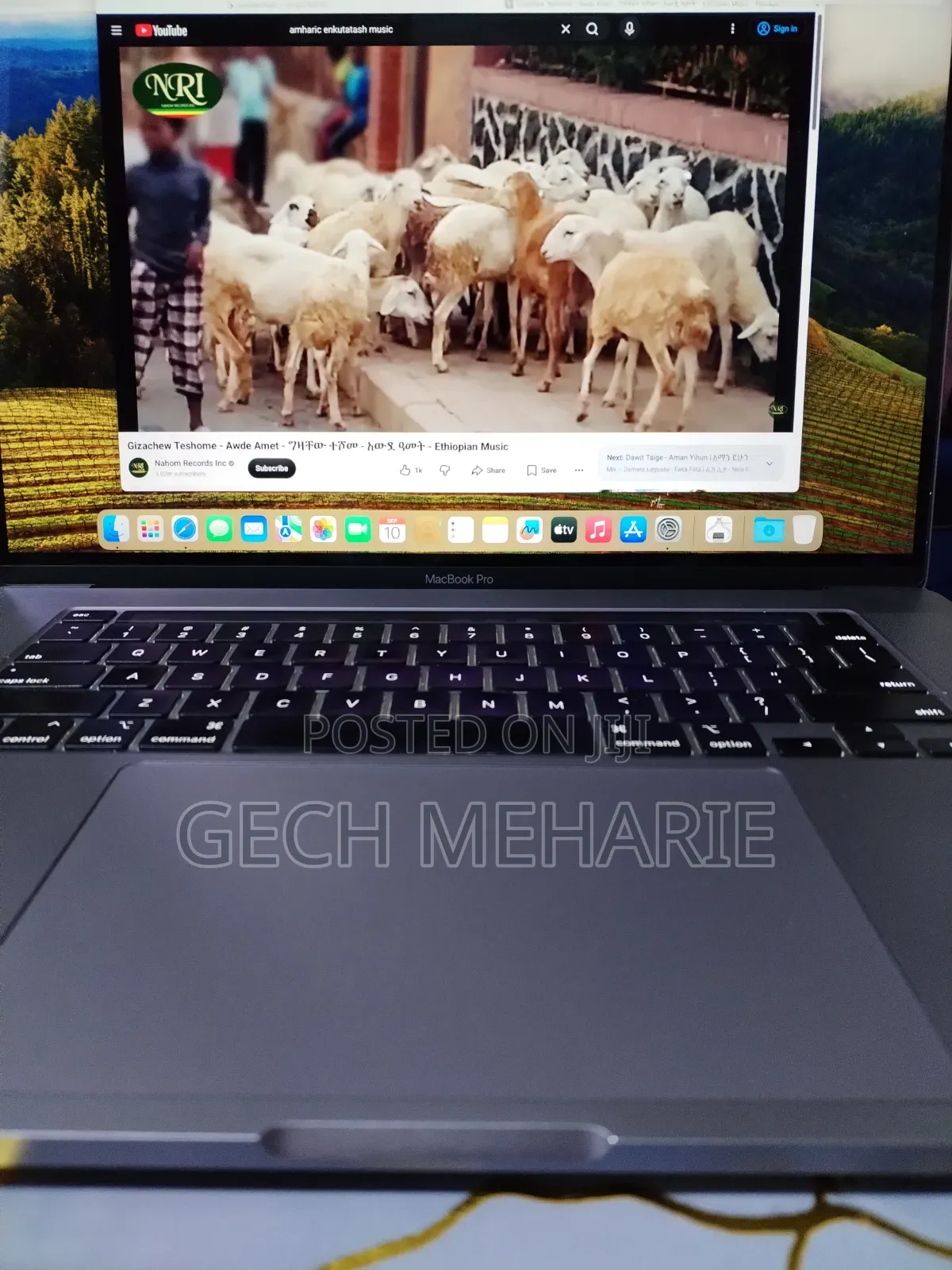 New Laptop Apple MacBook Pro 2019 16GB Intel Core i7 SSD 512GB