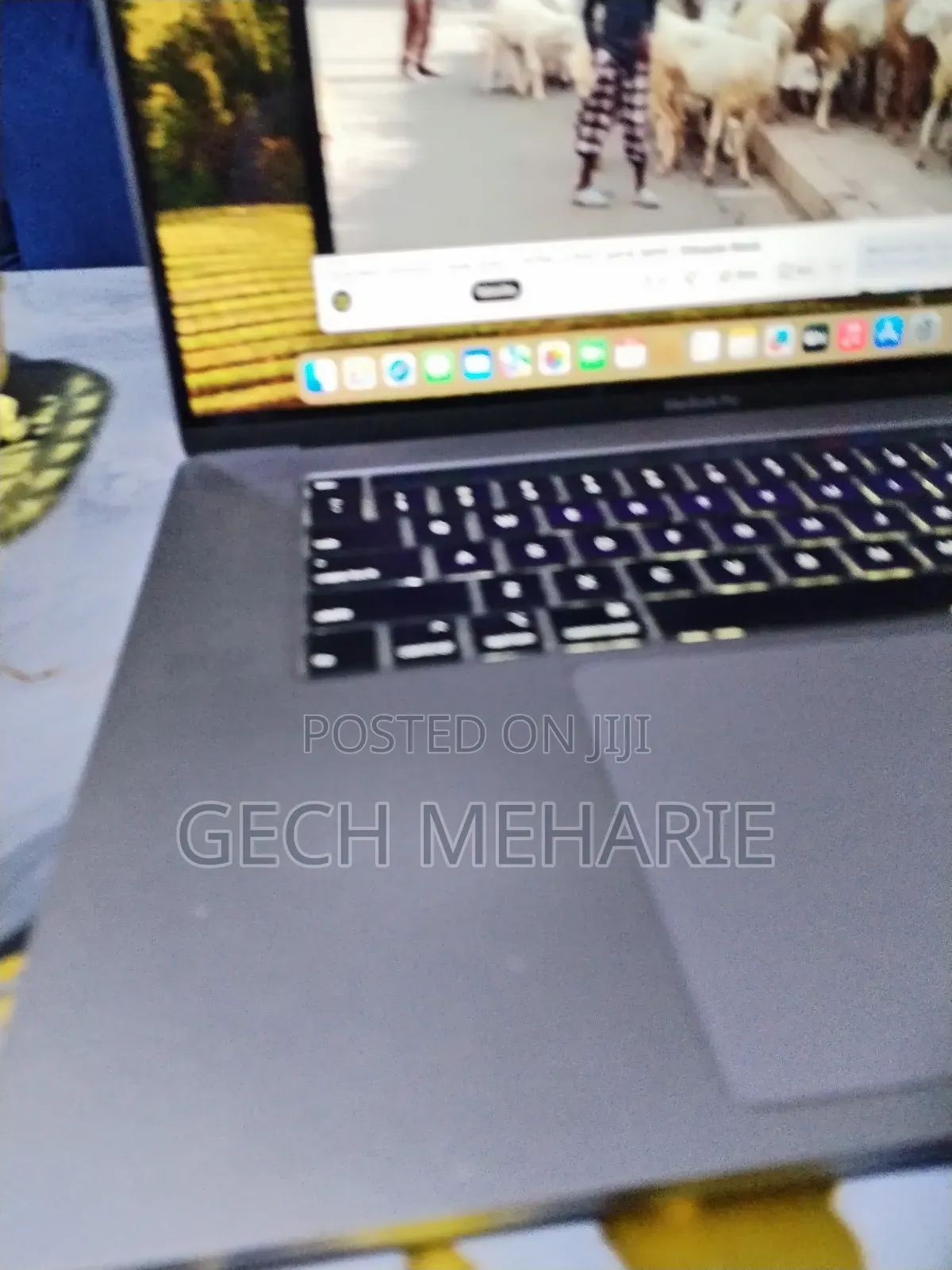 New Laptop Apple MacBook Pro 2019 16GB Intel Core i7 SSD 512GB