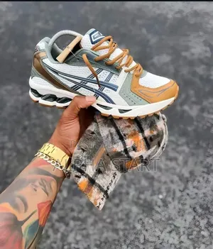 Asics High Master Quality Runs Sneakers for You Made in Vietnam