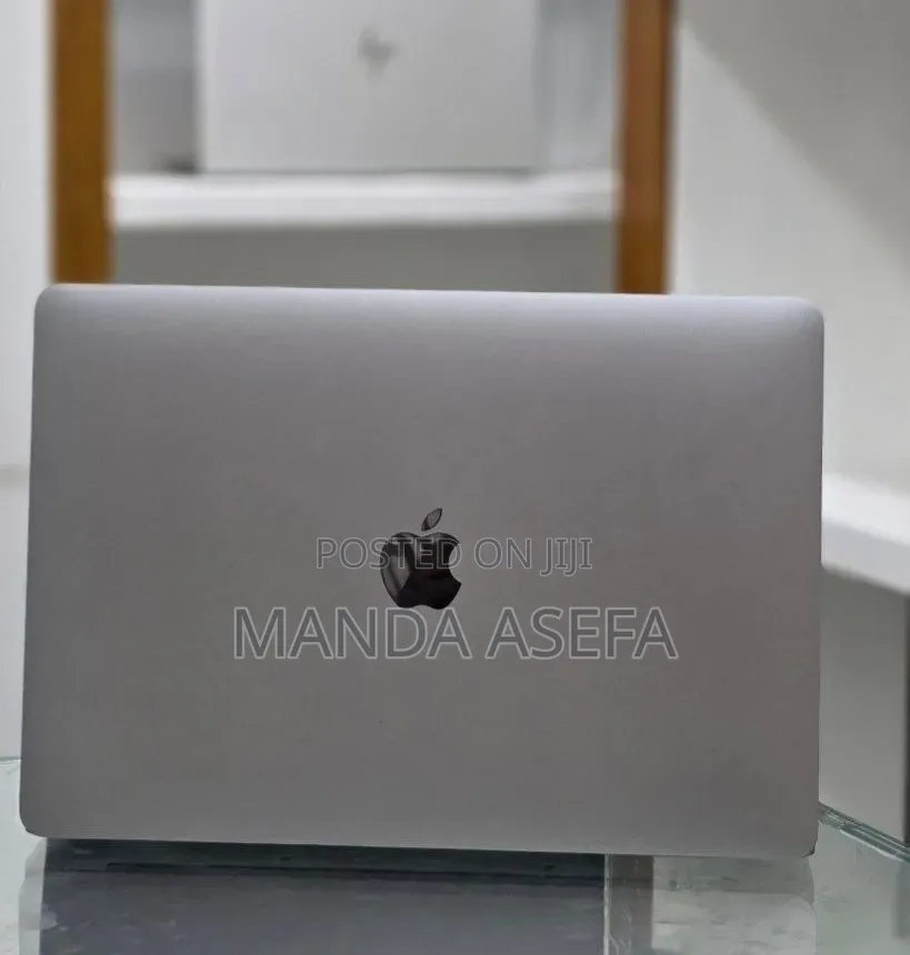 New Laptop Apple MacBook Air 2020 M1 8GB Apple M1 SSD 256GB