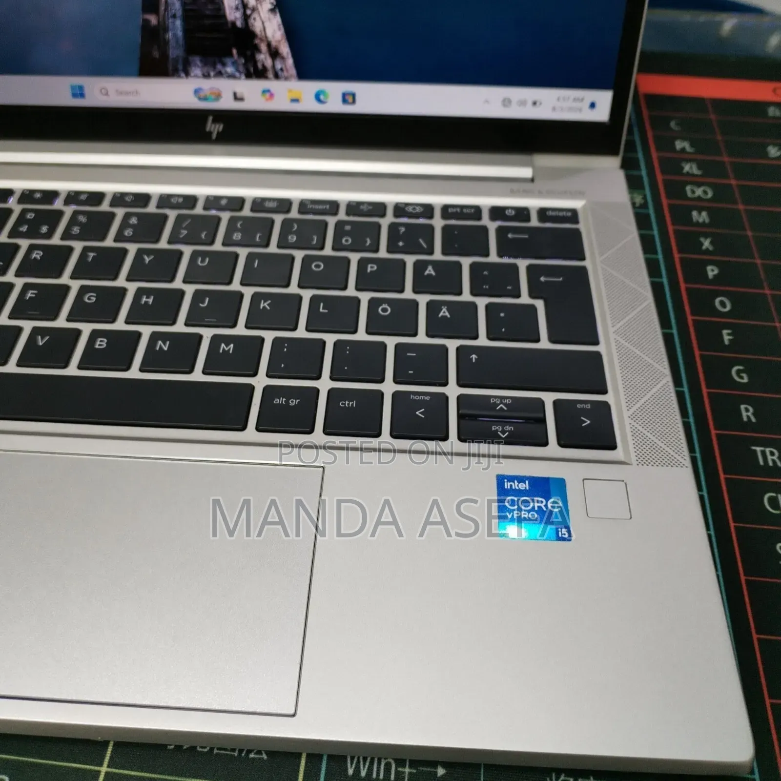 New Laptop HP EliteBook 830 G8 16GB Intel Core i5 SSD 512GB