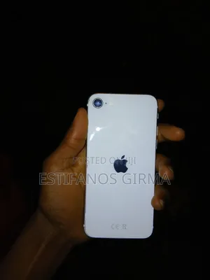 Apple iPhone SE (2022) 128 GB White