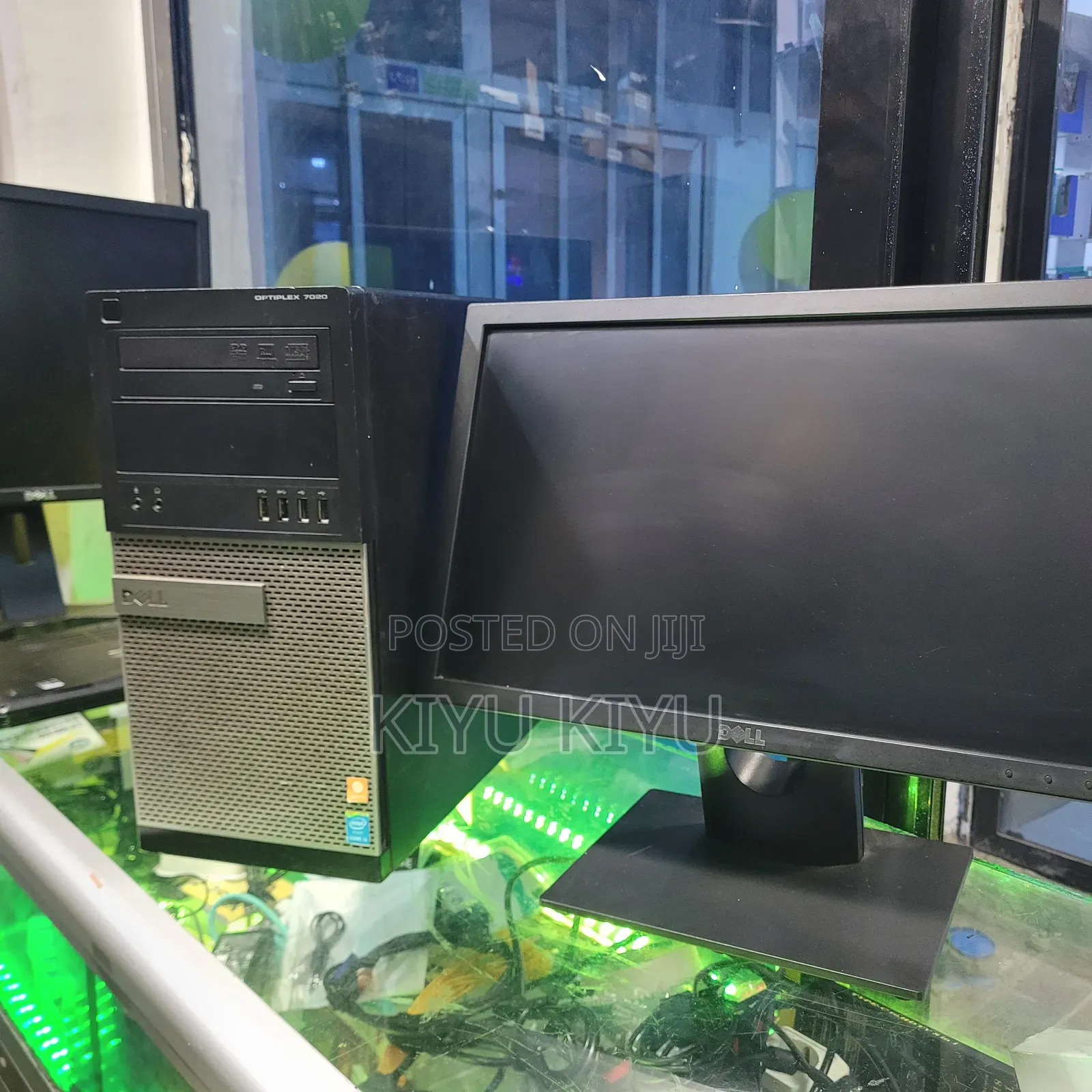 Desktop Computer Dell Optiplex 7020 4GB Intel Core i5 HDD 500GB
