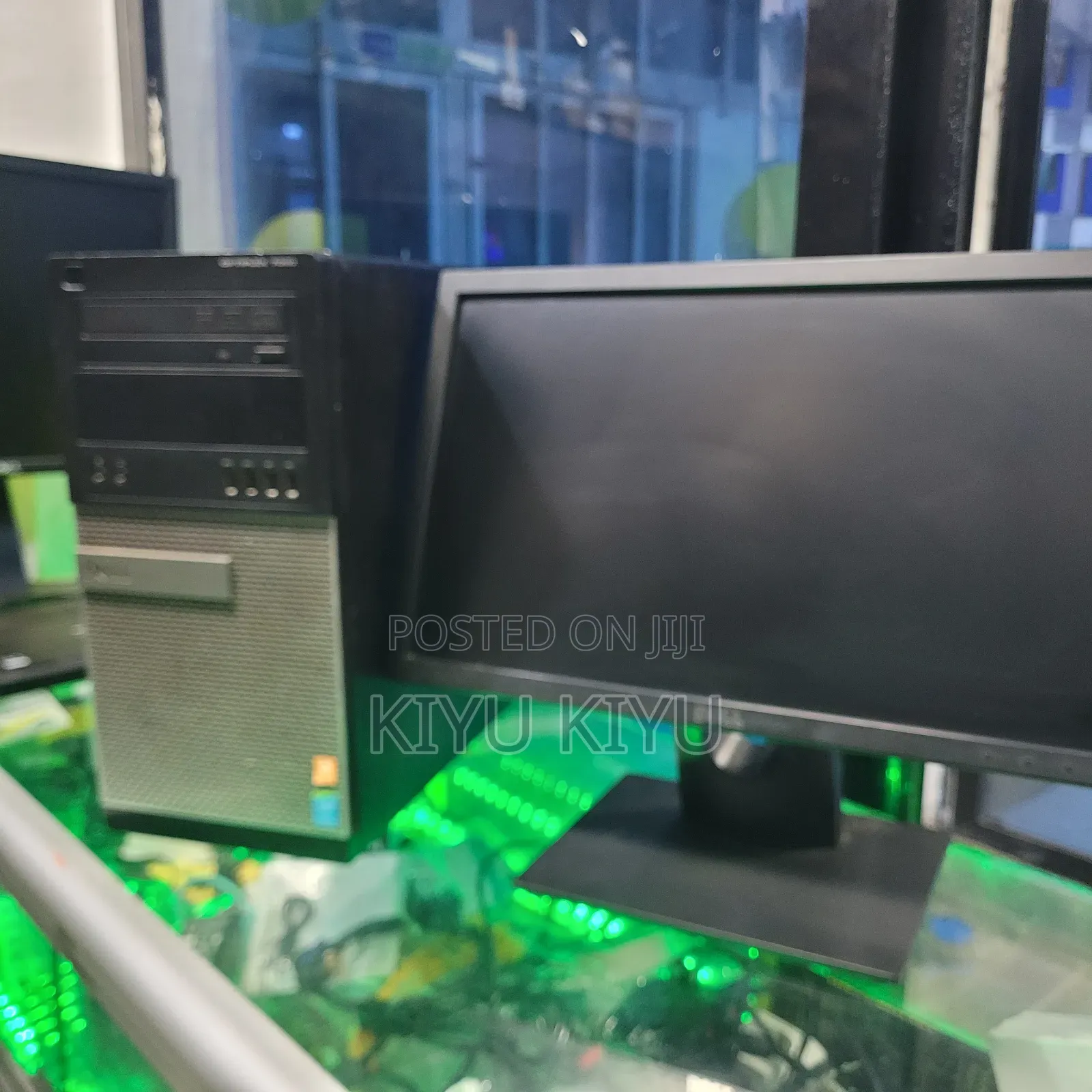 Desktop Computer Dell Optiplex 7020 4GB Intel Core i5 HDD 500GB