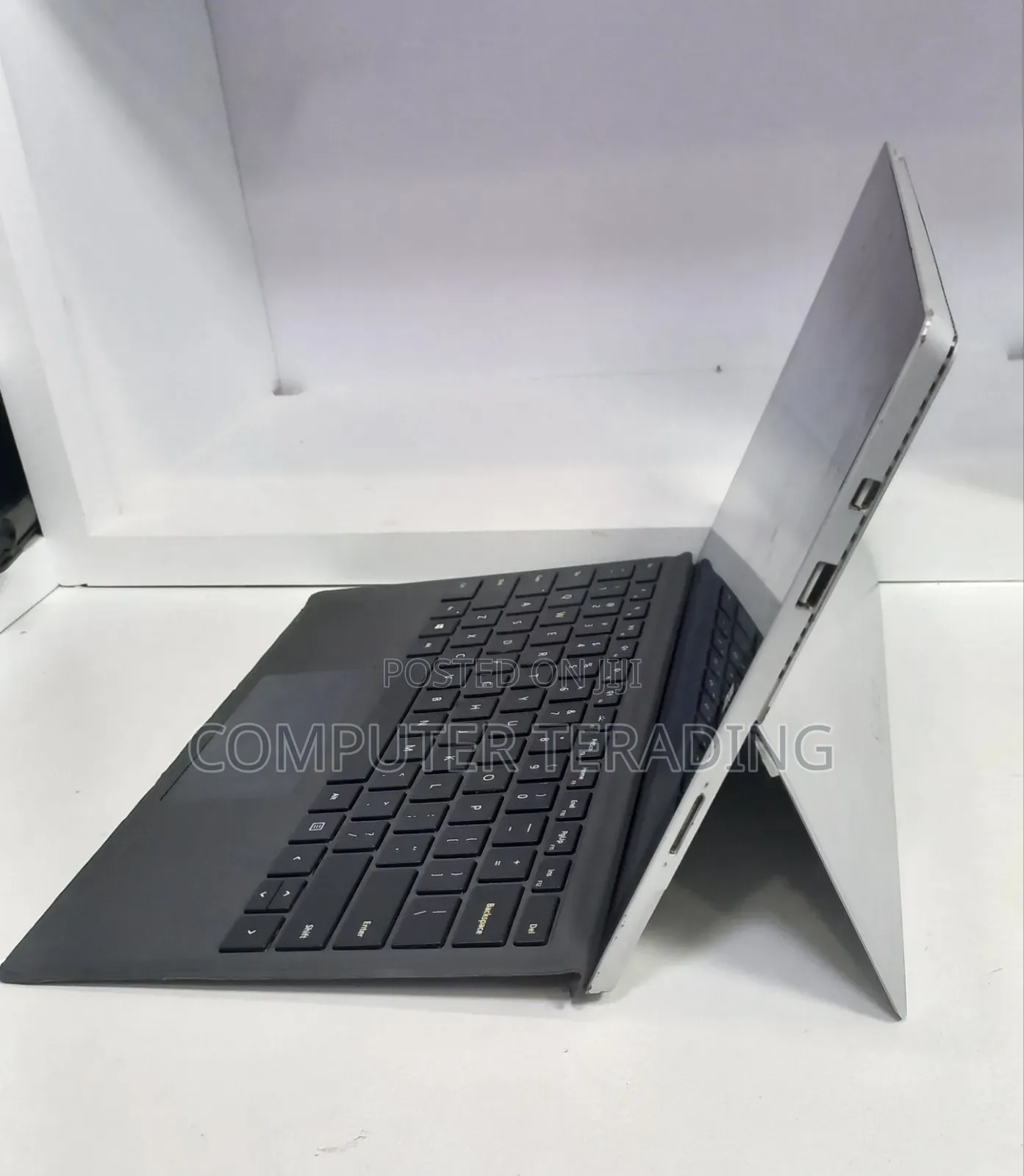 New Laptop Microsoft Surface Pro 3 8GB Intel Core i7 SSD 256GB