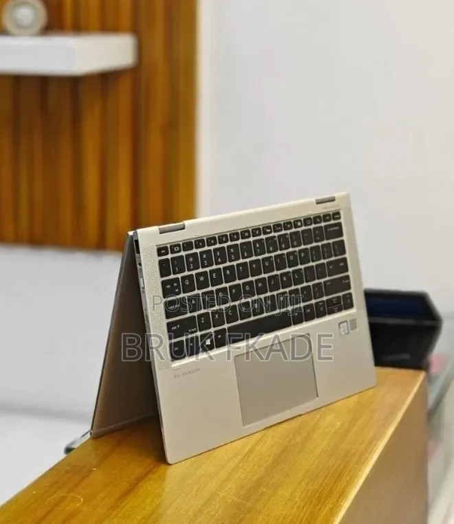 New Laptop HP EliteBook 830 G6 16GB Intel Core i7 SSD 512GB