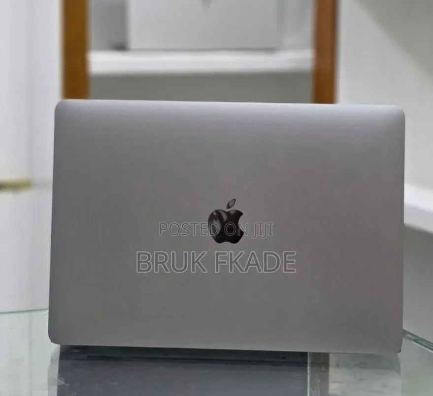New Laptop Apple MacBook Air 2020 M1 8GB Apple M1 SSD 256GB