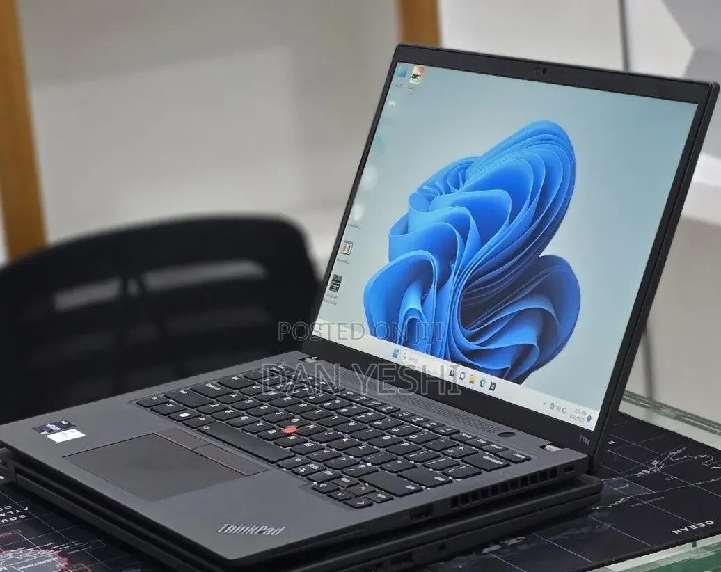 New Laptop Lenovo ThinkPad T14 16GB Intel Core i7 SSD 512GB