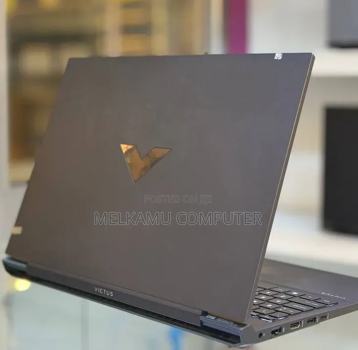 New Laptop HP Victus 15 16GB Intel Core i7 SSD 512GB