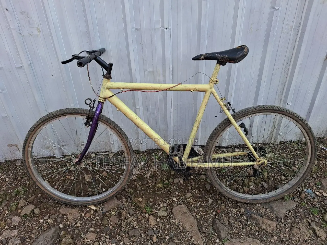 Yellow Becycle