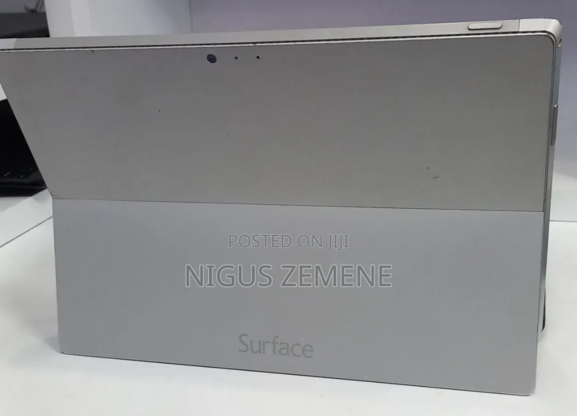 New Laptop Microsoft Surface Pro 3 8GB Intel Core i7 HDD 256GB