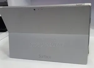 New Laptop Microsoft Surface Pro 3 8GB Intel Core i7 HDD 256GB