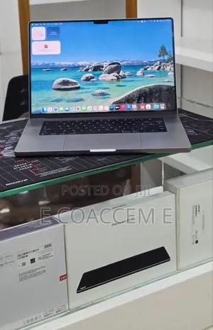 New Laptop Apple MacBook 32GB SSD 512GB