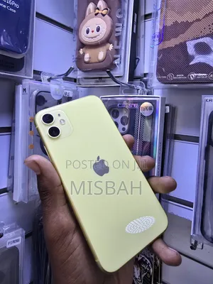 Apple iPhone 11 64 GB Yellow