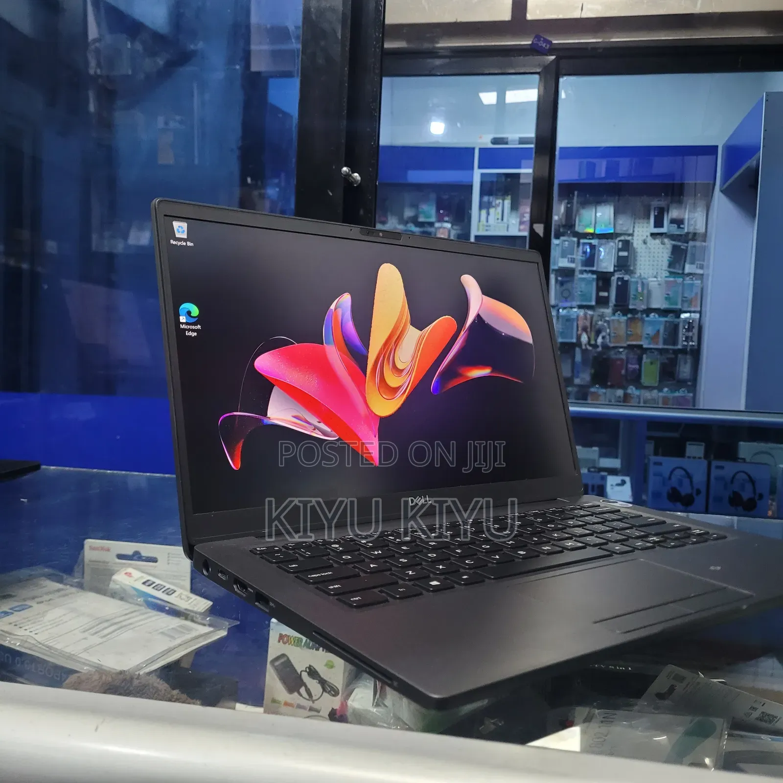 New Laptop Dell Latitude 5310 8GB Intel Core i7 SSD 256GB