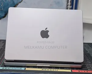 New Laptop Apple MacBook Pro 2021 M1 32GB Apple M1 SSD 1T