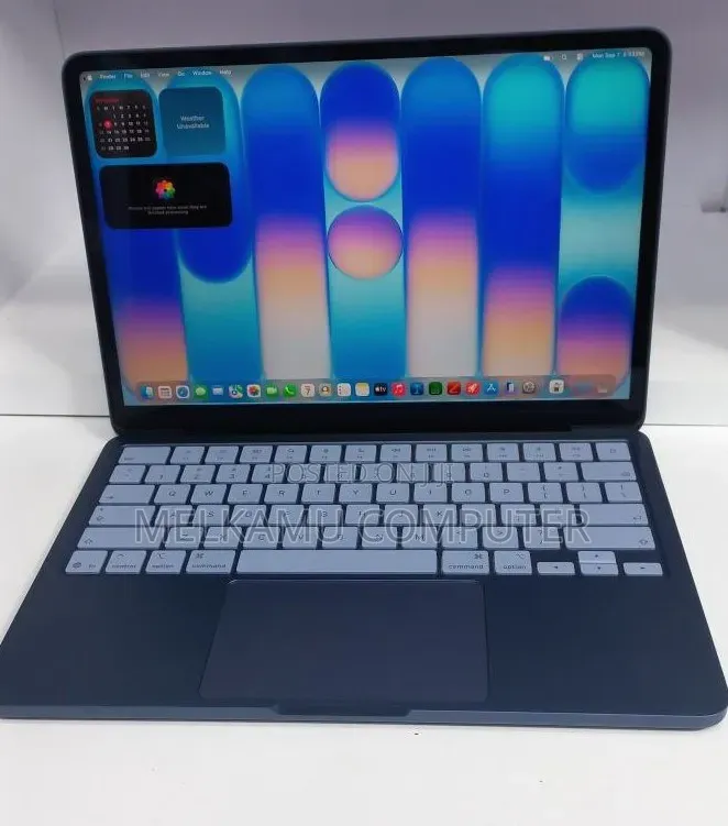 New Laptop Apple MacBook 2026 8GB Intel Core i5 SSD 256GB