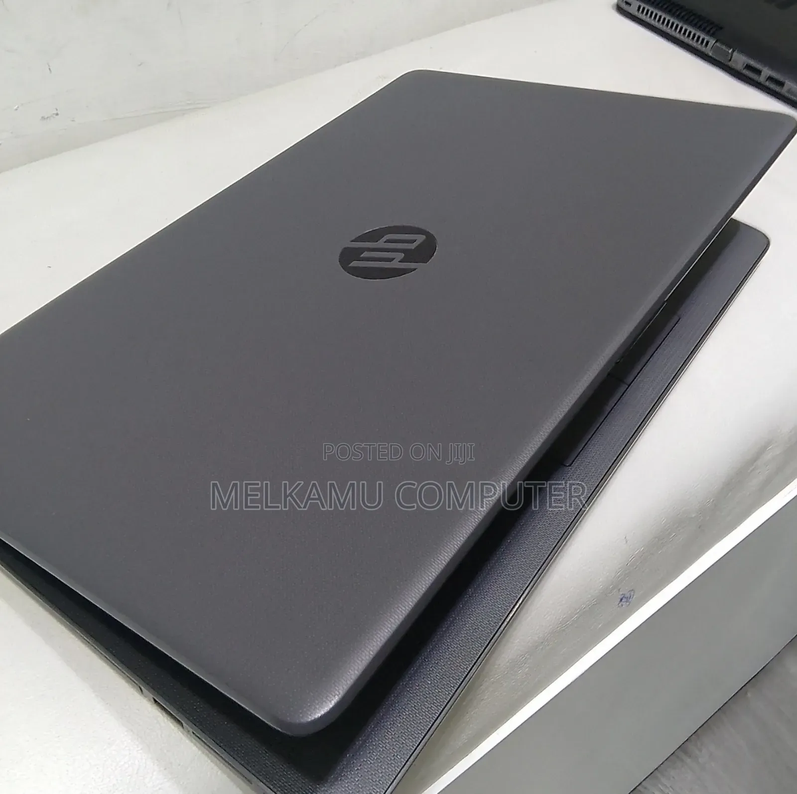 New Laptop HP Stream Notebook 8GB Intel Core i7 HDD 1T
