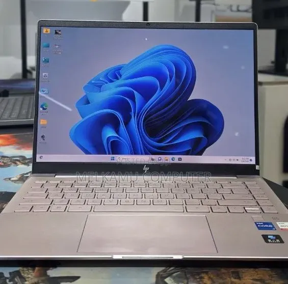 New Laptop HP Pavilion 14 16GB Intel Core i7 SSD 1T