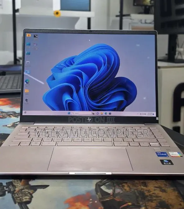 New Laptop HP Pavilion 14 16GB Intel Core i7 SSD 1T