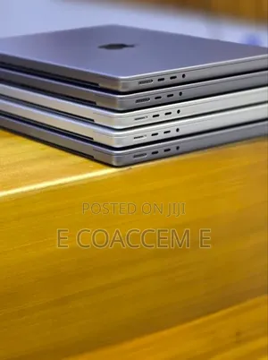 New Laptop Apple MacBook 16GB SSD 512GB