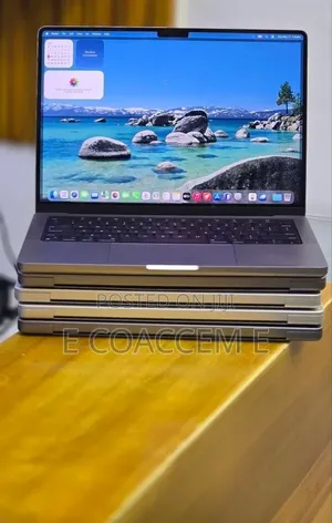 New Laptop Apple MacBook 16GB SSD 512GB