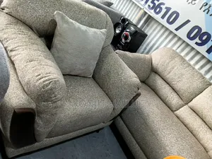 Cream Old-Fashioned Sofa