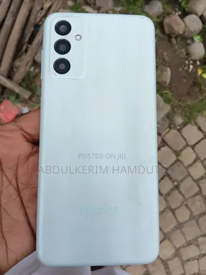 New Samsung Galaxy F13 128 GB Blue