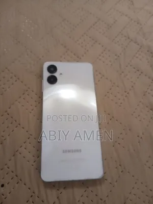 Samsung Galaxy A06 64 GB White