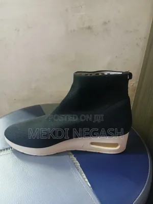 DKNY Shoes