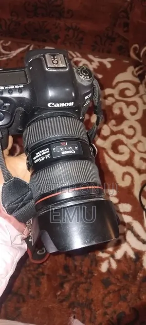 Canon Mark4 Camera for Sal Good Coditnion