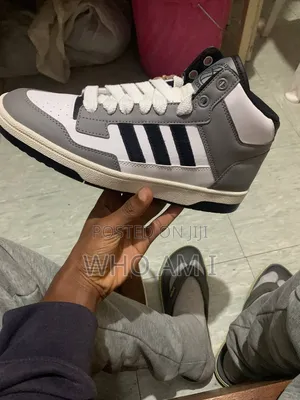 Adidas Campus 00s