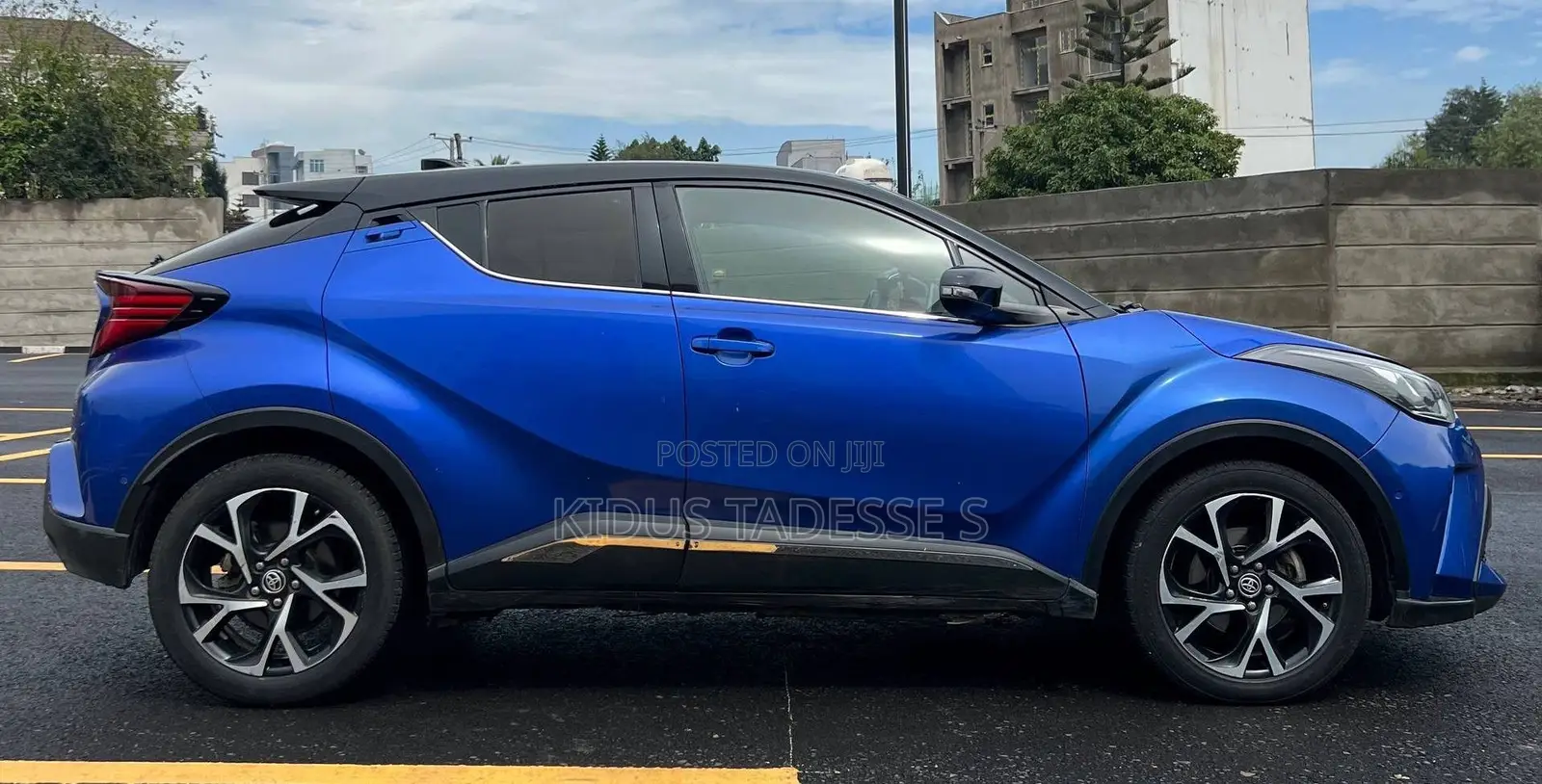 Toyota C-HR 2021 Blue