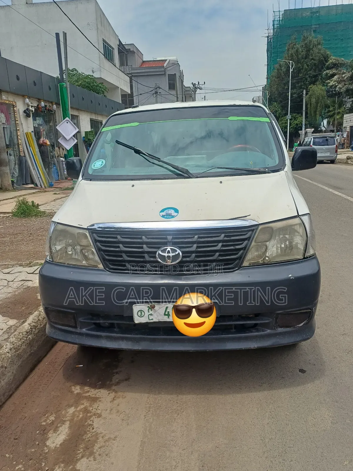Car 2008 White