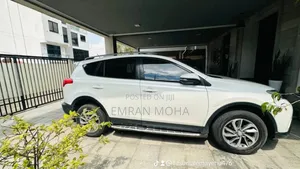 Toyota RAV4 2015 White