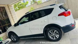 Toyota RAV4 2015 White