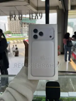 New Apple iPhone 17 Pro Max 256 GB Silver