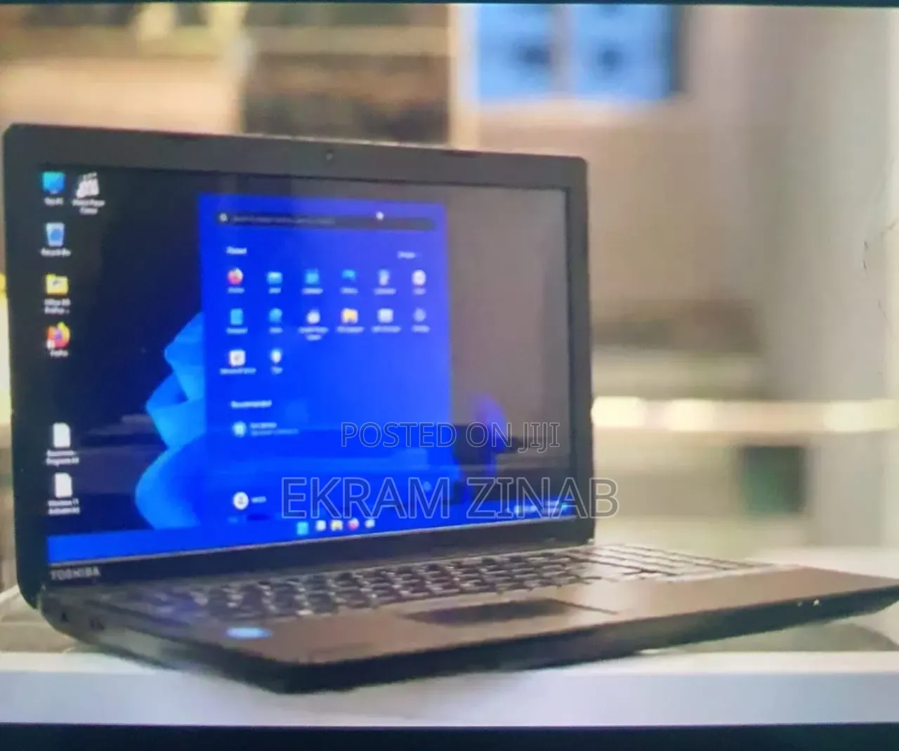 Laptop Toshiba Satellite C850 64GB Intel Core i5 HDD+SSD 500GB