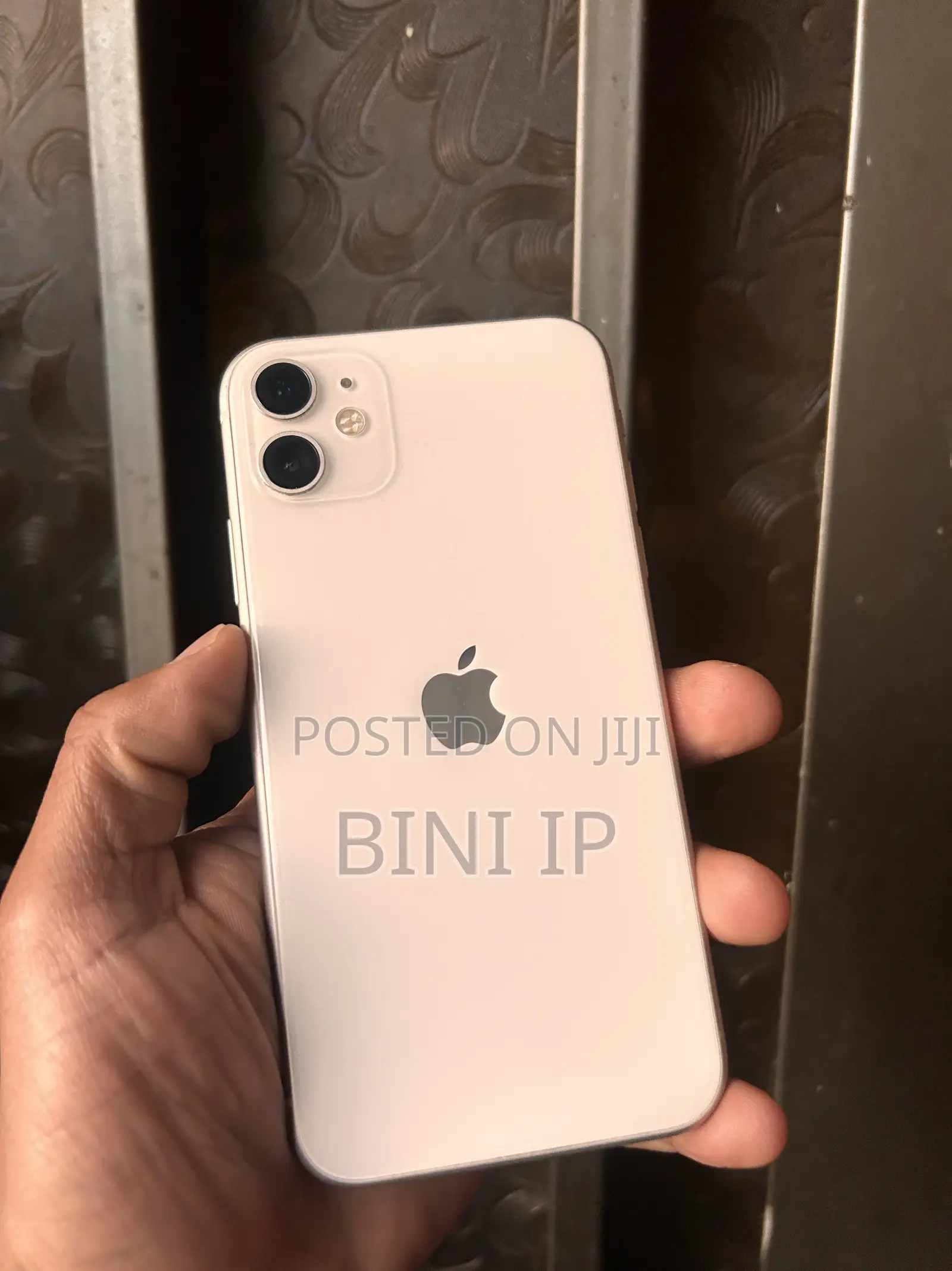 New Apple iPhone 11 64 GB
