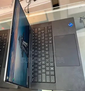 New Laptop Dell XPS 15 16GB Intel Core i7 SSD 512GB