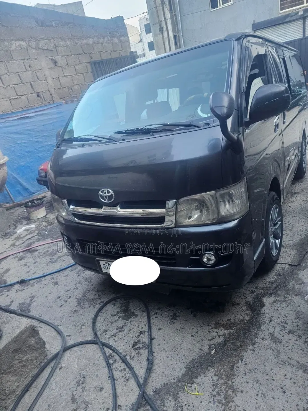 Toyota HiAce 2007 Beige